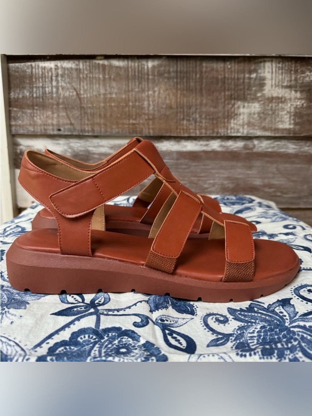 🌿NEW🌿 Rockport Abbie T Strap Sandal